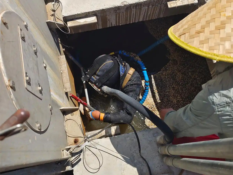 华侨路有限空间